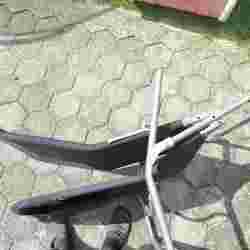 FOLDING BEACH CHAIR PLASTIC HINGE