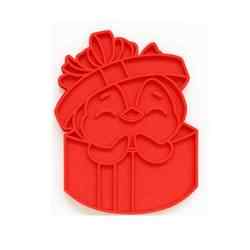 PENGUIN COOKIE CUTTER IN GIFT BOX