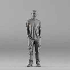 001657 Man in Casual Clothing