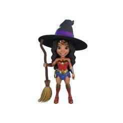 Witch Wonder Woman Statue