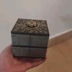 Electronic box - 2x4 compartments