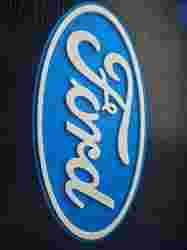 Çok Renkli Ford Logosu