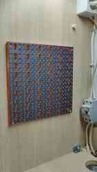 ÇEŞITLI ALETLER IÇEREN PEGBOARD (ALET PANELI) KITI