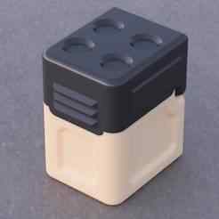 AA battery case