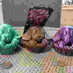 Puppy basket phone holder