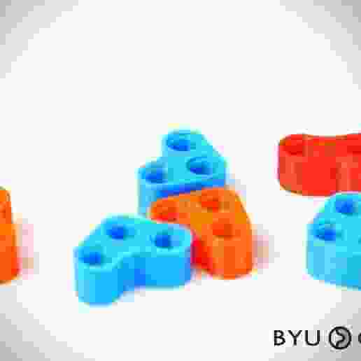 CurvedLinks: Adapter pieces (LEGO Compatible)