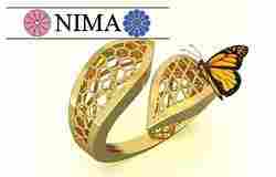 Modern design ring with mesh details