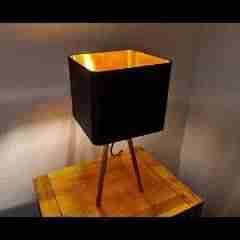 Çıkarılabilir gölge astarlı Modern Şık Tripod Küp Lamba