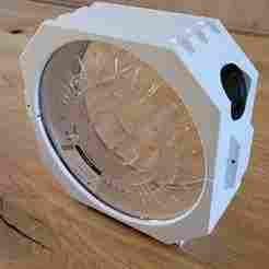 Sturdy, minimalist dry box for filament spools - stackable or wall-mountable