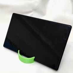 Support for cell phone or tablet.
