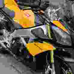 Aprilia Tuono 1000R cover