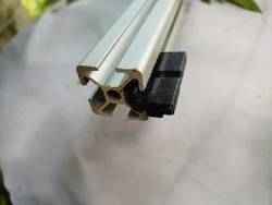 Halter fÃ¼r Tischplatte zum EinhÃ¤ngen im Wohnmobil