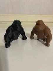 Pitbull cellphone notepad holder.