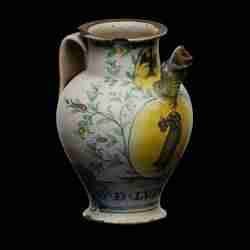 Apothecary vessel for hop syrup